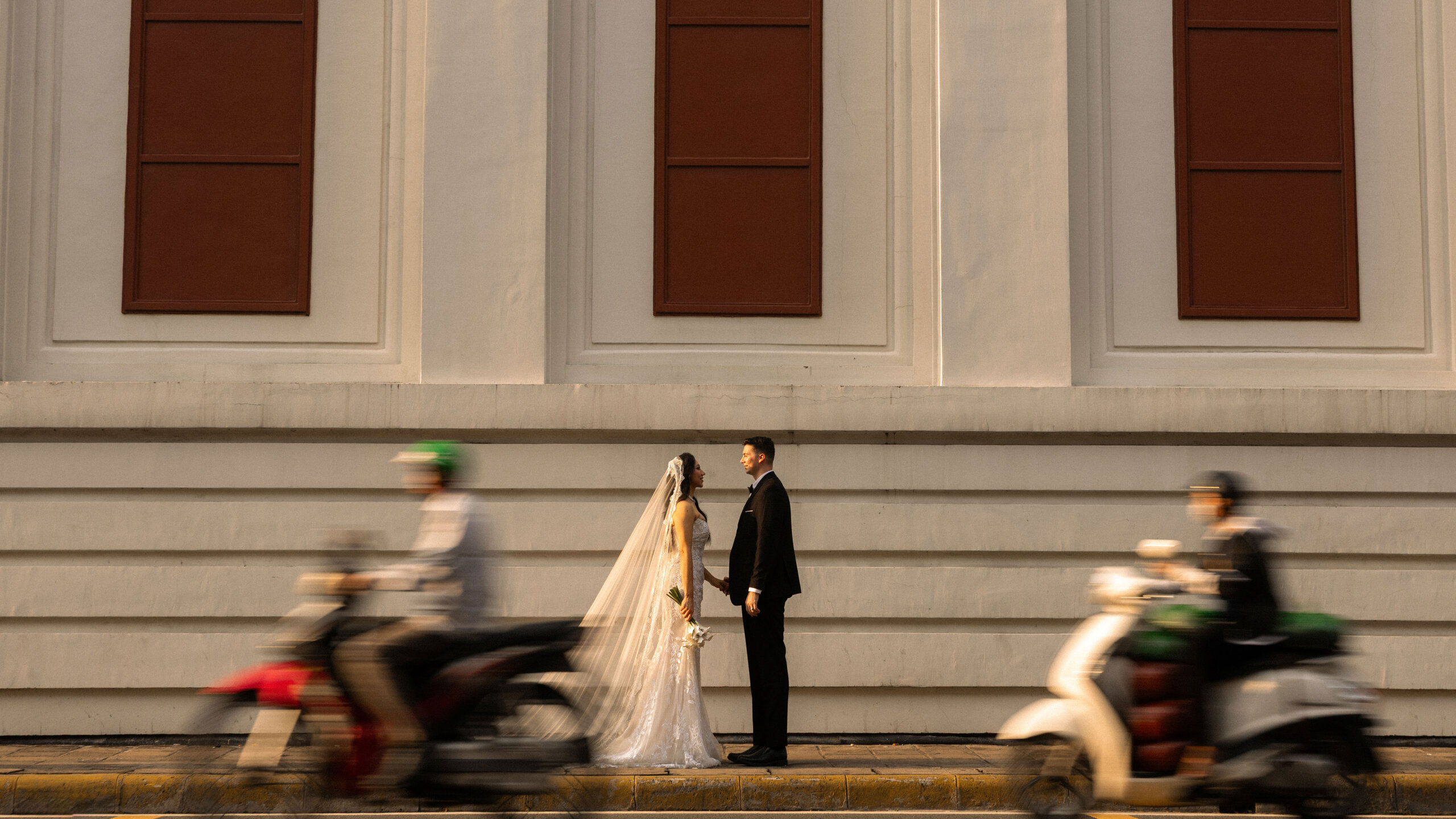 PRE-WEDDING | SAI GON | ALYSSA SOLIS & HUNTER LABOY